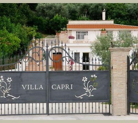 Villa Capri Fondi Exterior foto